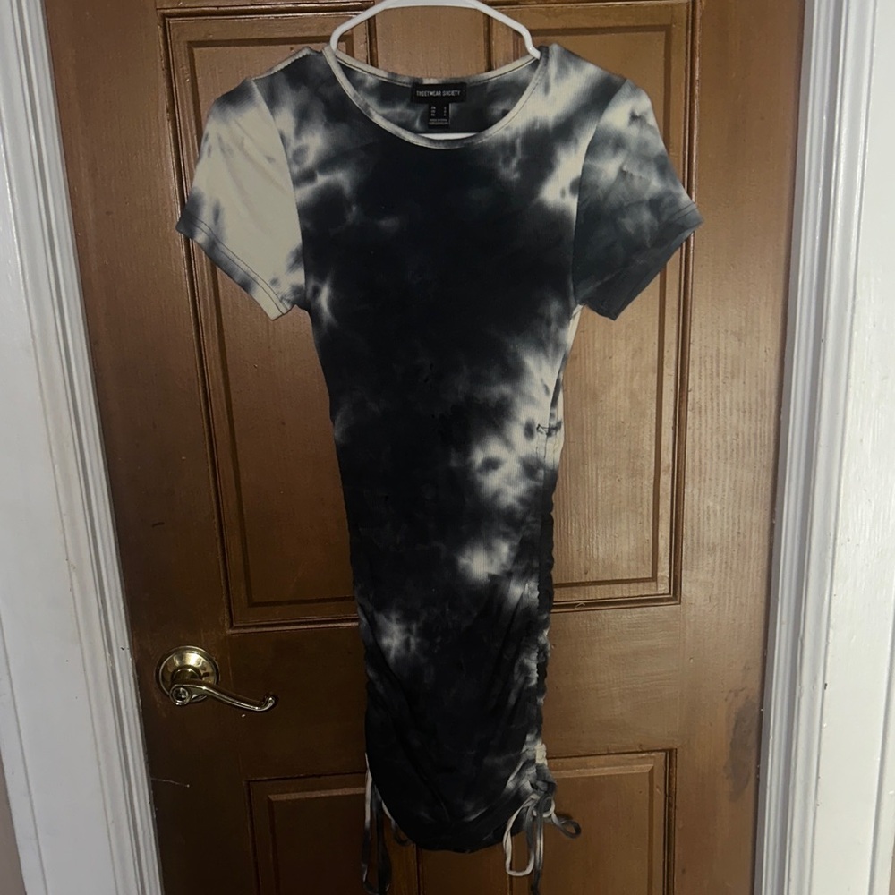 Streetwear Society Asymmetrical Tie-Dye Dress in Black and White